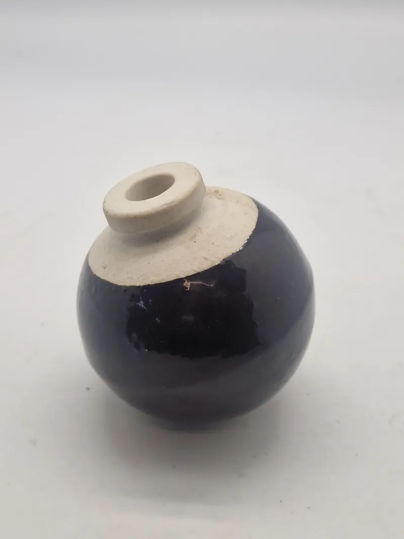 Original Japansk porcelæns håndgranat slut WW2 da der var metal mangel, sjælden i Dk