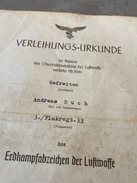 To originale Luftwaffe urkunder givet til dansker i tysk tjeneste (Andreas Buch)
