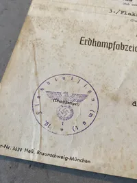 To originale Luftwaffe urkunder givet til dansker i tysk tjeneste (Andreas Buch)