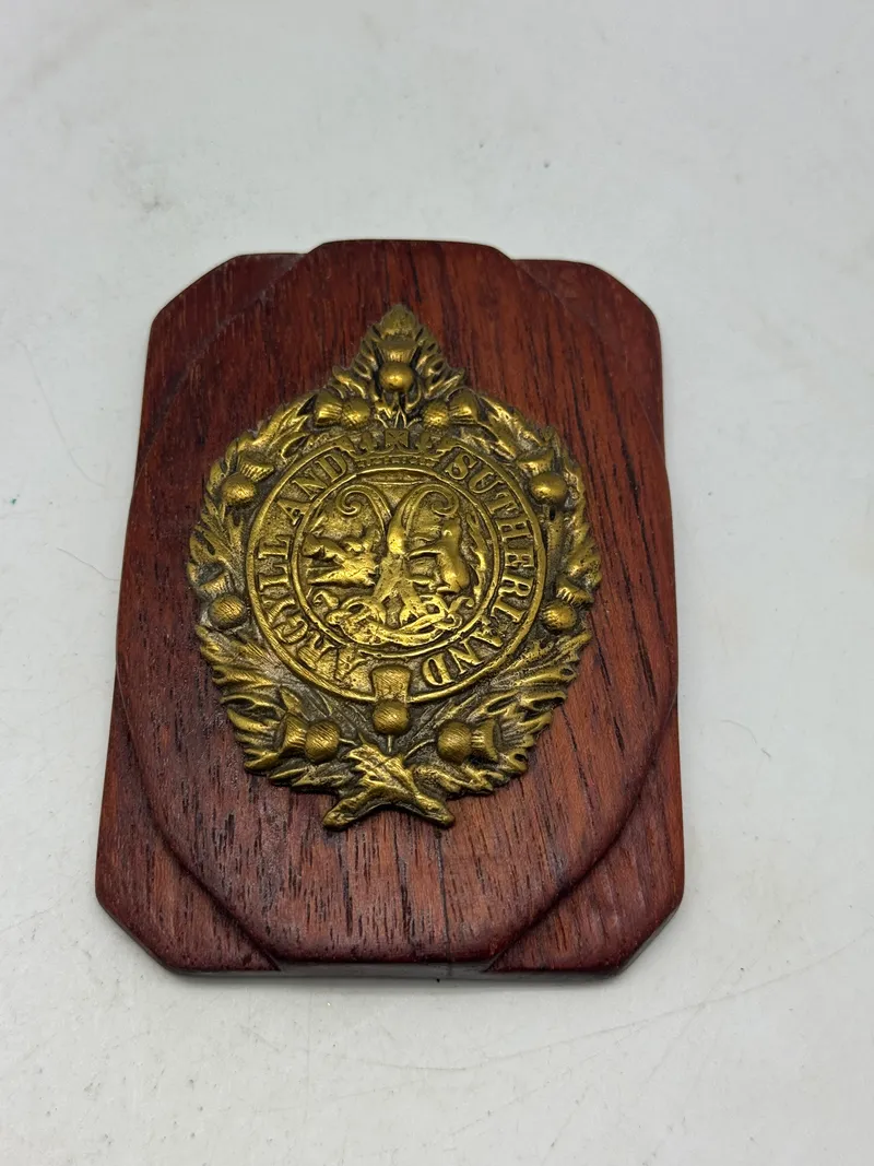 Argyll and Sutherland Highlanders skjold