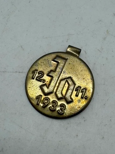 Originalt badge fra Hitlers valgkamp 12-11-1933
