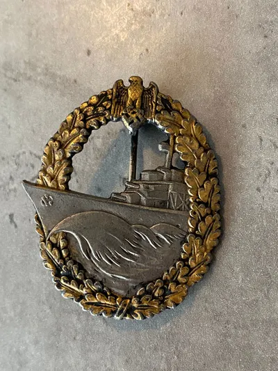 Kriegsmarine Zerstöhrerabzeichen - veludført Postwar