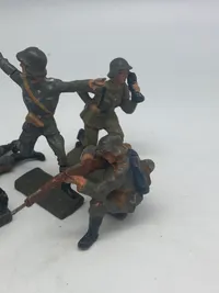 Originale tyske linoliumsfigurer - stand varierer!