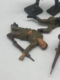 Originale tyske linoliumsfigurer - stand varierer!