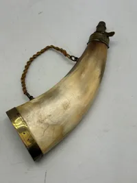 Originalt 18 tals krudthorn