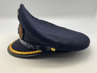 Krigsmarine officerskasket med originale mærker, kasket måske lige efter krigen