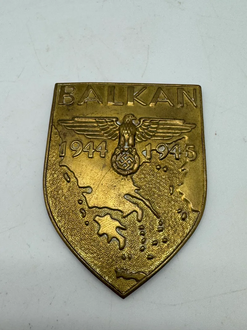 BALKAN ærmeskjold, efter 45