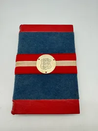 De Røde enge 1945, pragtindbinding med armbind og rødt lædder