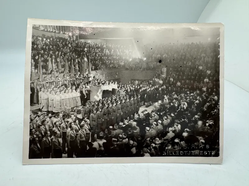 Originalt D.N.S.A.P. presse foto Von Schalburg, Sjældent