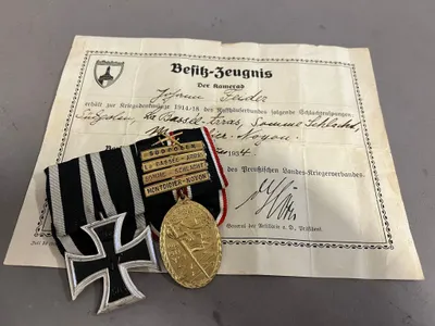 Original velholdt tysk WW1 medaljespange med urkunde
