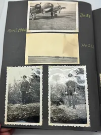 Originalt Tysk fotoalbum Luftwaffe Bla. Danmark 1940, gode fotos af forskellige fly
