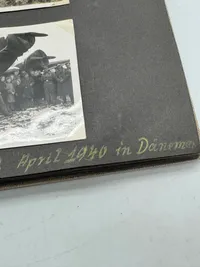 Originalt Tysk fotoalbum Luftwaffe Bla. Danmark 1940, gode fotos af forskellige fly