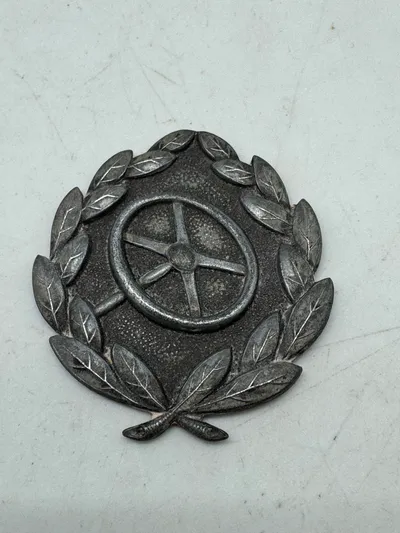 Originalt Driver Proficiency Badge (Wehrmacht)
Kraftfahrbewährungsabzeichen, sølv
