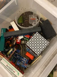 Kæmpe lot Märklin tog effekter, skinner, huse mm. - skal afhentes i Vordingborg personligt, eller af fragtmand