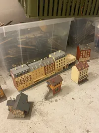 Kæmpe lot Märklin tog effekter, skinner, huse mm. - skal afhentes i Vordingborg personligt, eller af fragtmand