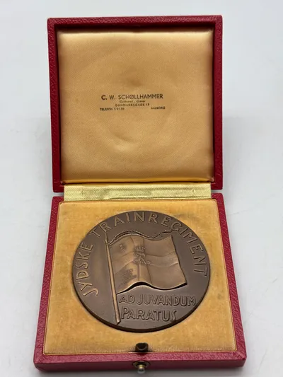 Original medalje givet til major