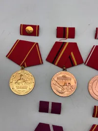 Samling original DDR medaljer