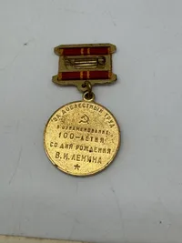 Original Russisk medalje med urkunde