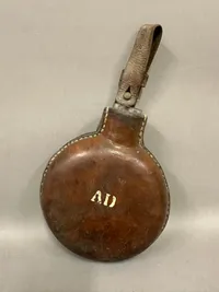Dansk Feltflaske model 1870 i super stand, blæst på Holmegaard
