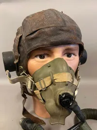 Original Engelsk Royal Air Force WW" hjelm og maske, fundet i Dk ved nedskudt maskine