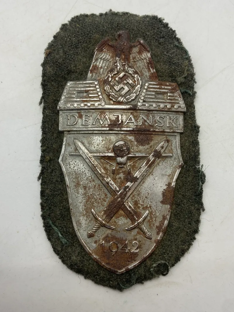 Originalt “Demjansk” skjold - ww2