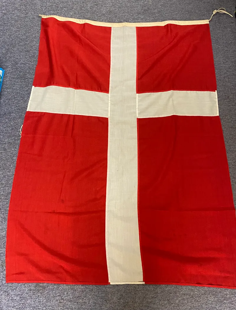 Ældre originalt dannebrogsflag