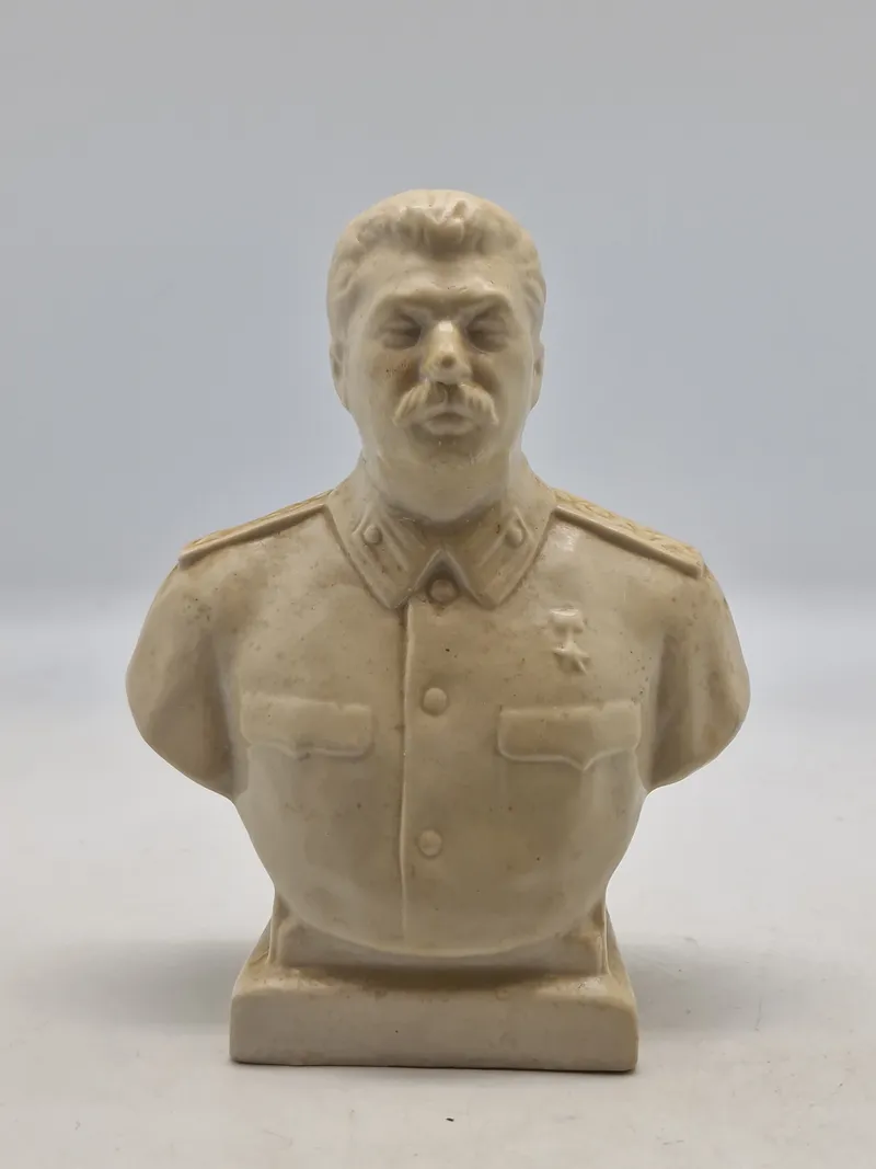 Original buste af Josef Stalin