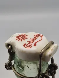 To originale Carlsberg patentflasker