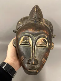 Original Afrikansk maske. elfenbenskysten
