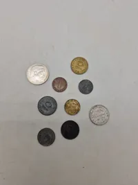 Samling mønter med hagekors - ww2