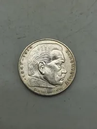 Samling mønter med hagekors - ww2