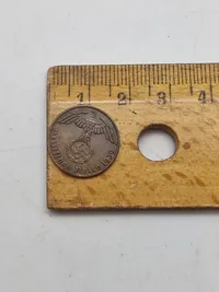 Samling mønter med hagekors - ww2
