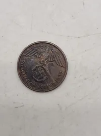 Samling mønter med hagekors - ww2