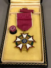 Original Navngiven US  The Legion of Merit (LOM): Oberst Cecil J Gridley (1895-1962)