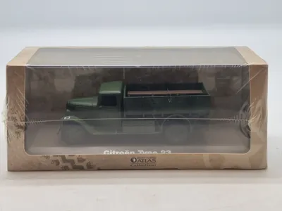 Veludført model af ww2 køretøj (Ikke pakket ud)