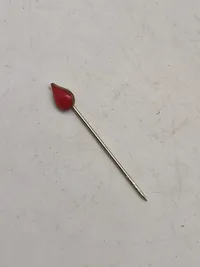 Lot diverse røde kors og donor pins