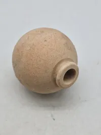 Sjælden original japansk type 4 håndgranat, lavet i krigens sidste dage af porcelæn