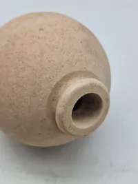 Sjælden original japansk type 4 håndgranat, lavet i krigens sidste dage af porcelæn