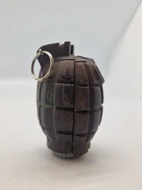 Original Mils håndgranat nedkastet over Dk WW2