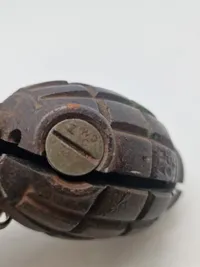 Original Mils håndgranat nedkastet over Dk WW2