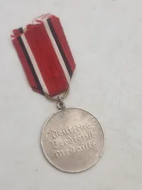 Tysk WWII - medalje: Deutsche Verdienst-Medaille med bånd - efterkrigs