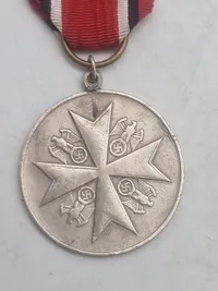 Tysk WWII - medalje: Deutsche Verdienst-Medaille med bånd - efterkrigs