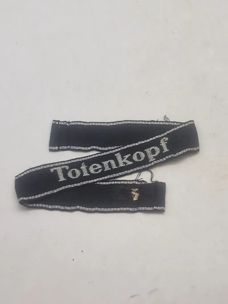 Tysk WWII - SS-ærmestribe fra 3. SS-Panzer-Division Totenkopf - efterkrigs