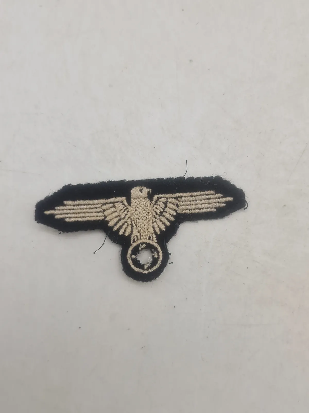 Tysk WWII - original Waffen-SS ærmeørn - denazificeret efter 1945
