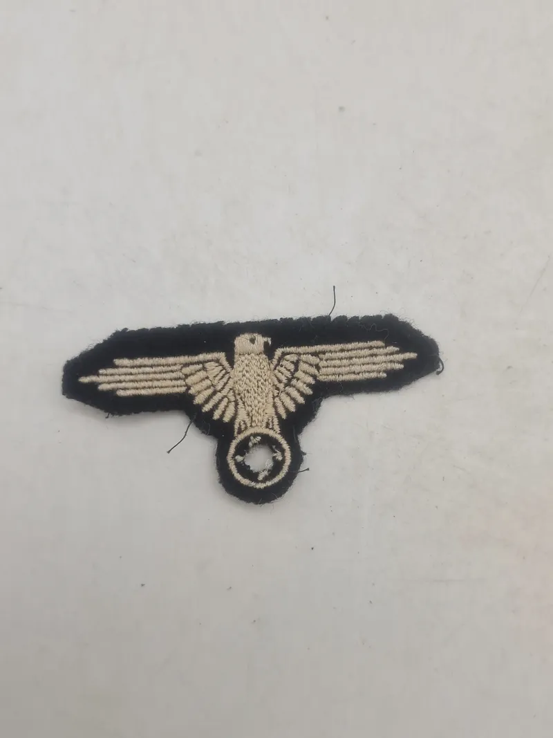Tysk WWII - original Waffen-SS ærmeørn - denazificeret efter 1945