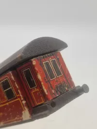 DSB togkupé af træ, penalhus