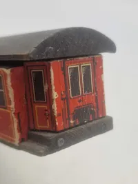 DSB togkupé af træ, penalhus