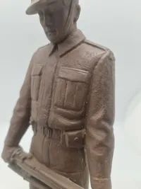 Original  Svend Lindhardt (1898-1989)  Figur allieret soldat med mangler