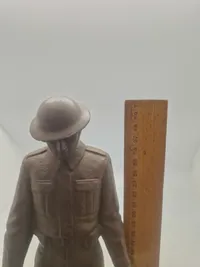 Original  Svend Lindhardt (1898-1989)  Figur allieret soldat med mangler