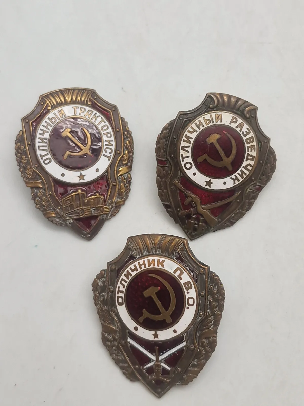 Diverse russiske badges